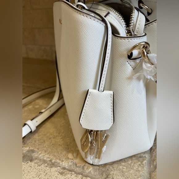 Dkny handbag shoulder crossbody medium  satchel white tote crossbody new - Picture 3 of 8